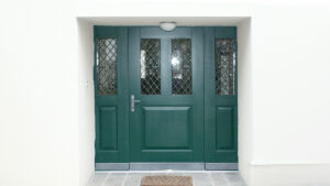 Eingangstüre im Landhausstil