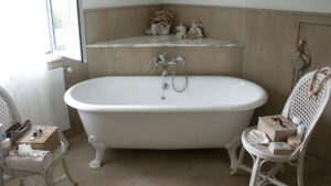 Badrenovation im Landhausstil