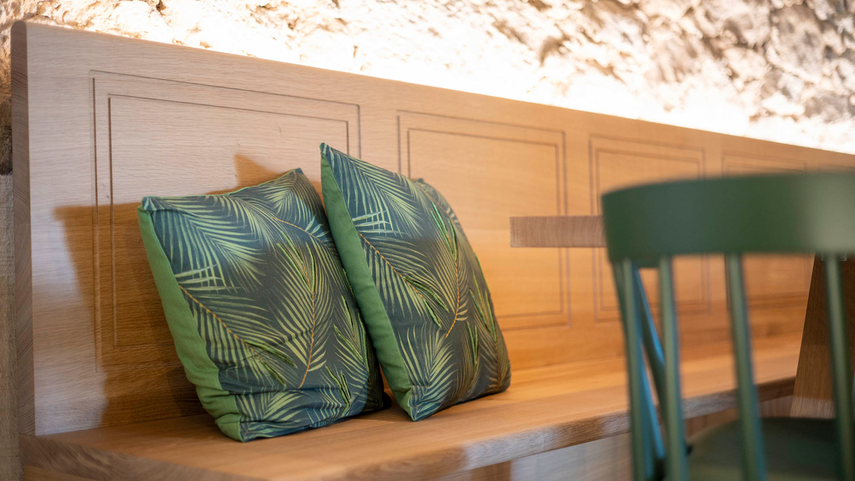 Sitzbank im Landhausstil